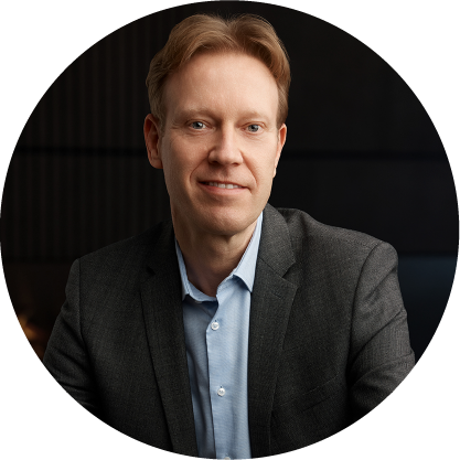 Roman_Rackwitz_Stellar_Executive_Search_Zurich_round